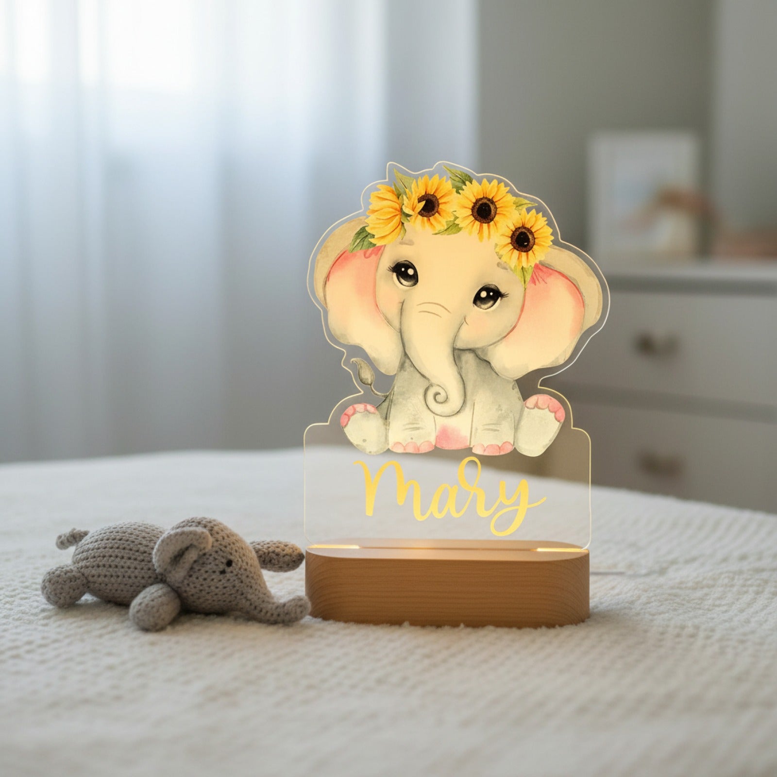 Veilleuse Éléphant Personnalisée avec Prénom – Compagnon Doux pour les Nuits de Bébé